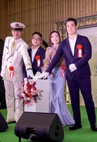 発車メロディお披露目の様子。