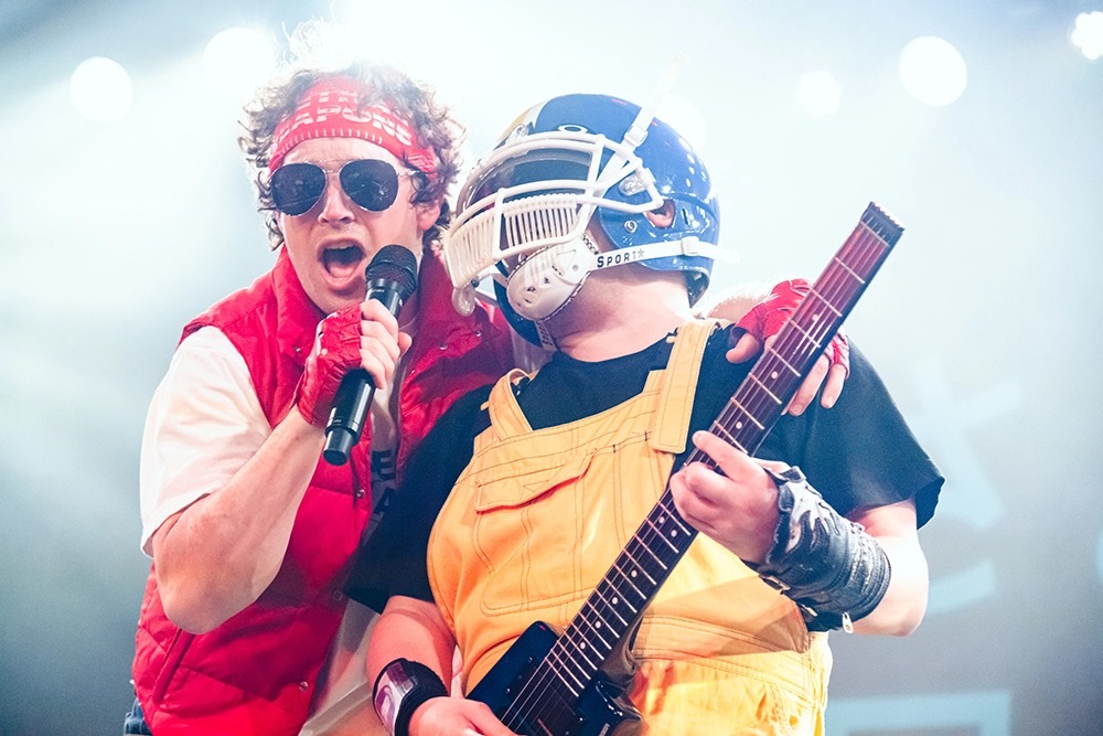 「HAPPY NEW YEAR TOUR 2024」東京公演ライブ映像のサムネイル。