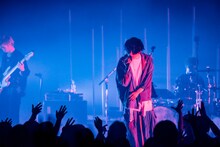 「須田景凪 HALL TOUR 2024 “Artless”」の様子。（撮影：藤井拓）