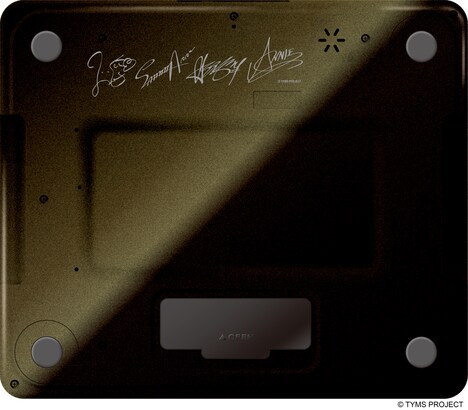 THE YELLOW MONKEYと株式会社タニタのコラボ商品第2弾となる音声体組成計。