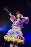 「水曜日のカンパネラ ZEPP TOUR 2024 POP DELIVERY」北海道・Zepp Sapporo公演の様子。（撮影：横山マサト）