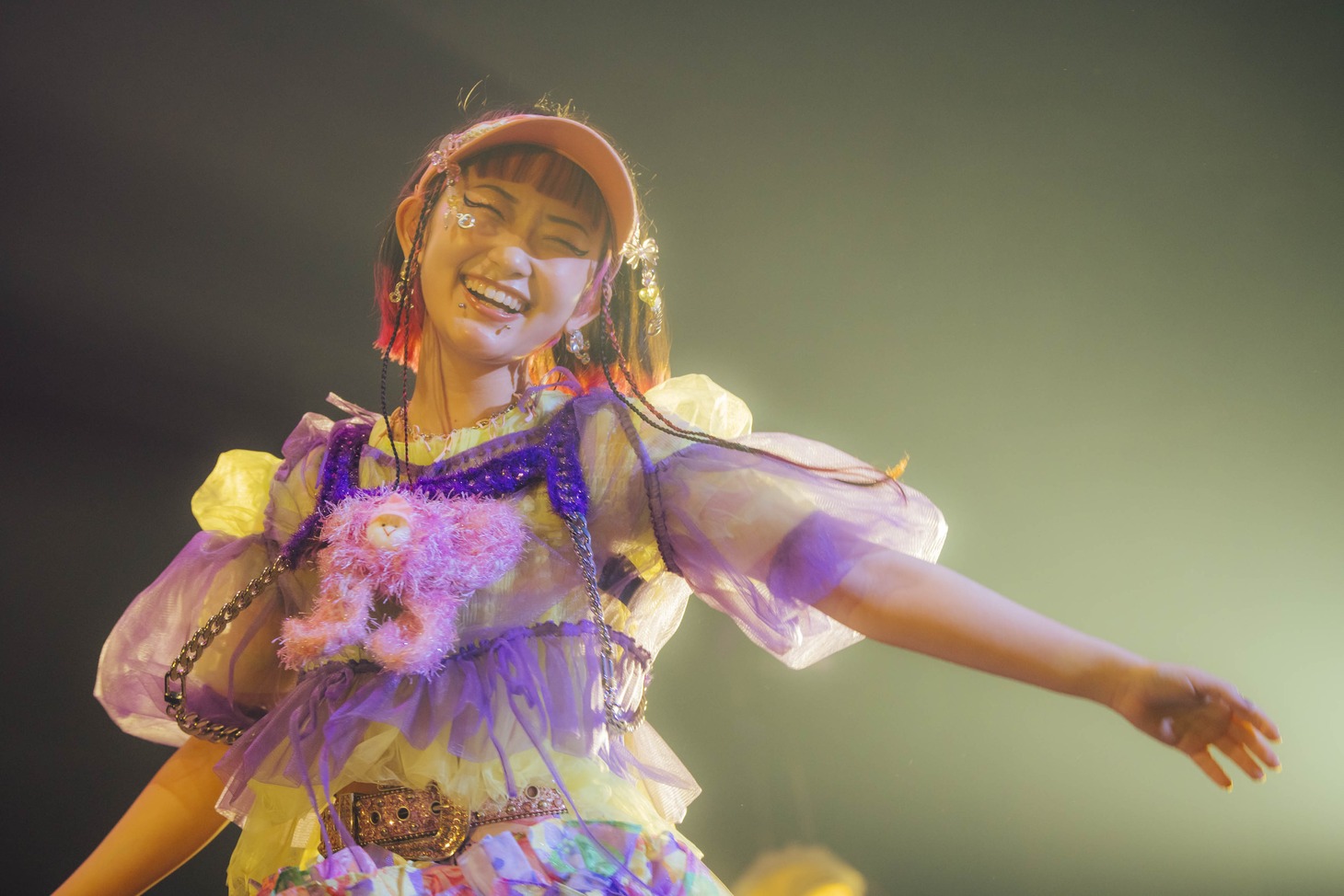 「水曜日のカンパネラ ZEPP TOUR 2024 POP DELIVERY」北海道・Zepp Sapporo公演の様子。（撮影：横山マサト）