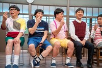 左から飯尾和樹（ずん）、長田庄平（チョコレートプラネット）、松尾駿（チョコレートプラネット）、飯塚悟志（東京03）、加藤茶。