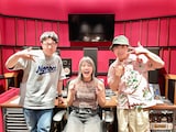 左から松室政哉、岸本ゆめの、堂島孝平。