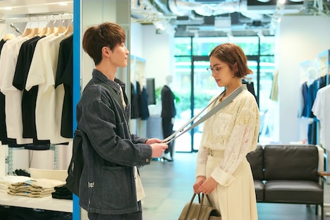 TELASA「もっと青島くんはいじわる」より。(c)吉井ユウ・めちゃコミックオリジナル / テレビ朝日・ストームレーベルズ