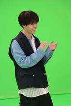 Da-iCE「イミテーション」コラボMVのメイキングカット。