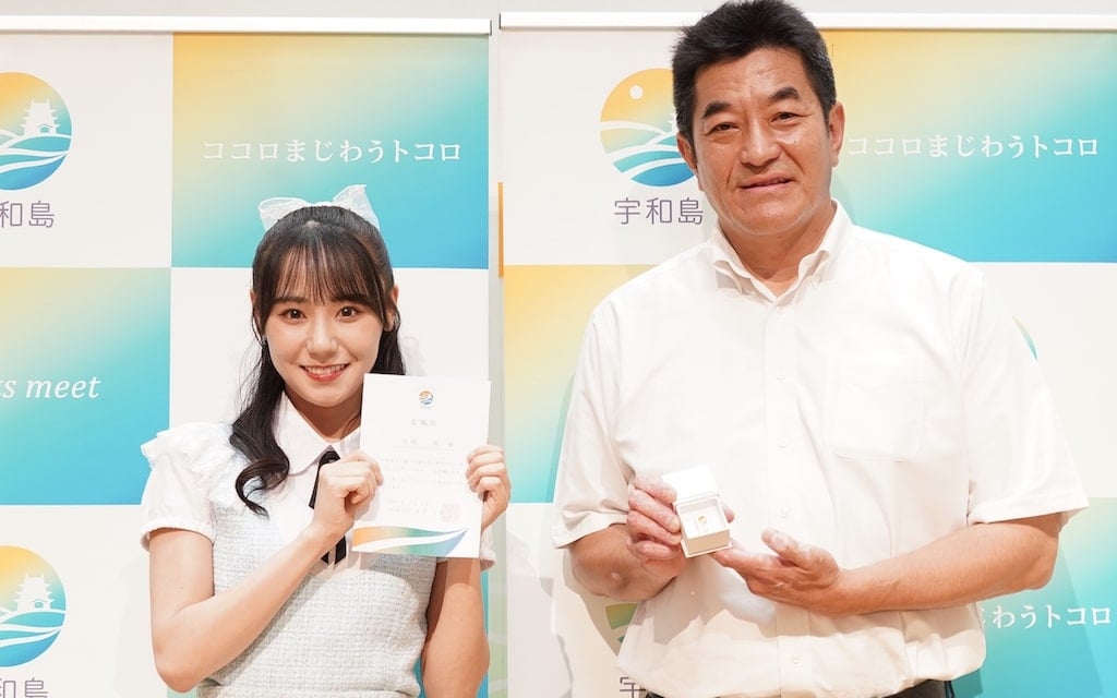 STU48が愛媛で1stアルバム発売イベント開催、宇和島市出身の兵頭葵が“うわじまアンバサダー”に