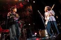 「ライブナタリー “eastern youth × CENT”」の様子。