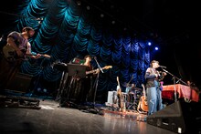 「ライブナタリー “eastern youth × CENT”」の様子。（撮影：MAYUMI）