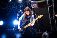 村岡ゆか（B）（撮影：MAYUMI）