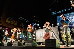 初期BiSが10年ぶり復活！古の研究員が大集結したトー横フリーライブは盛り上がりすぎて途中で終了