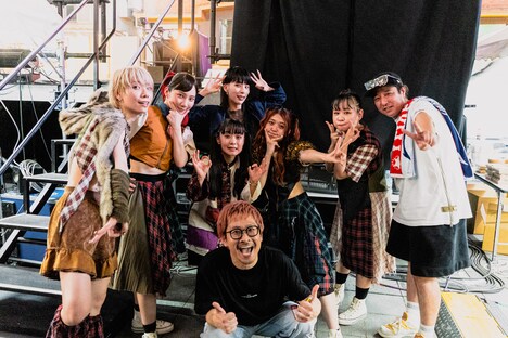 BiS、渡辺淳之介、佐藤裕介氏（KM MUSIC）。