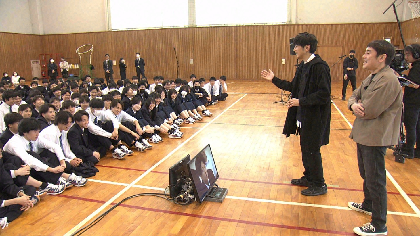 「SONGS ゆず」より。(c)NHK