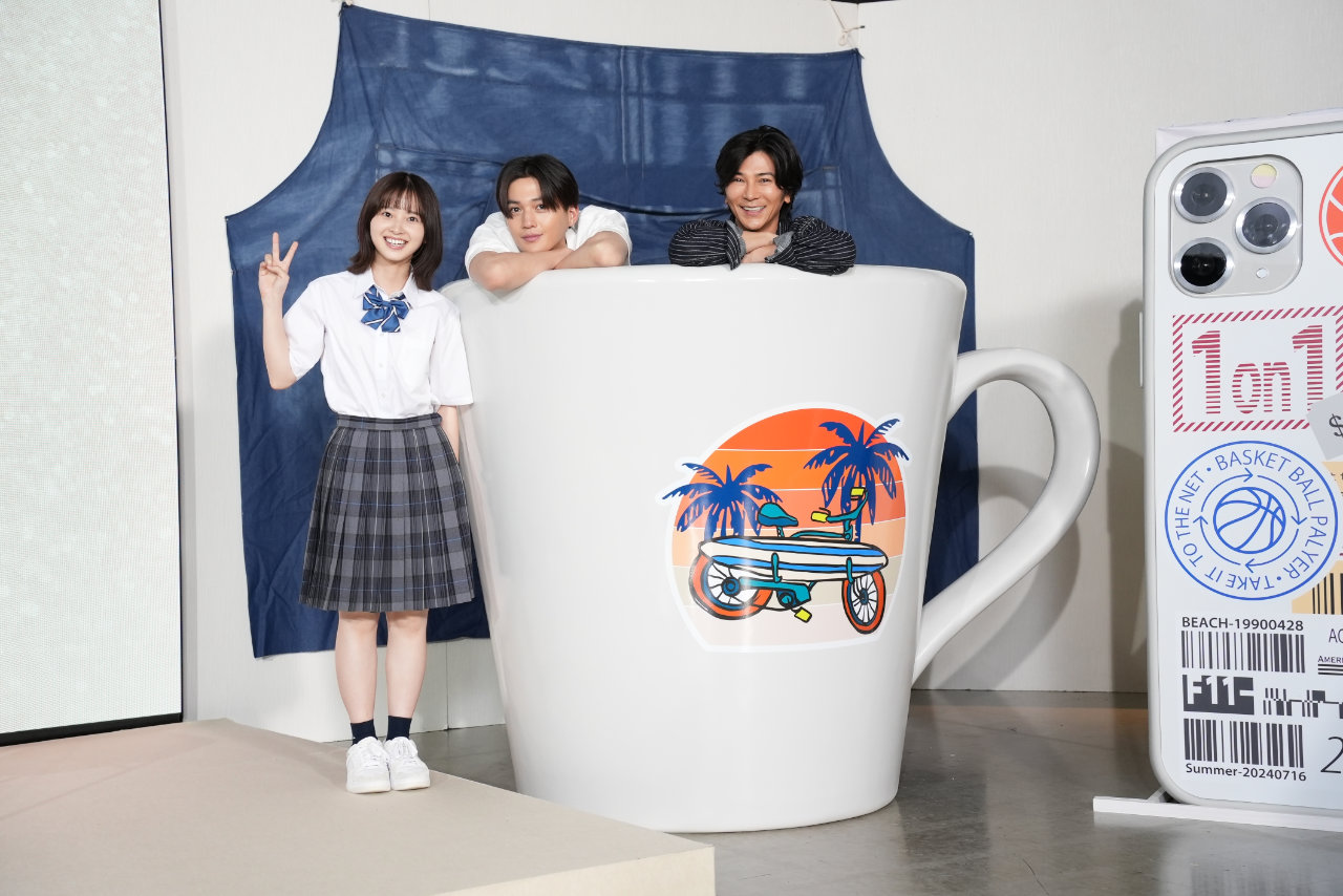 左から飯沼愛、八木勇征、武田真治。