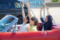 マクドナルドの新CM「たっぷりいこうぜ！海」メイキング映像より。