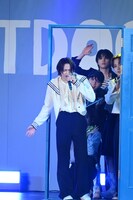 BOYNEXTDOORのショーケースイベントの様子。