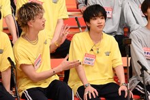 弟・SHOOT（右 / BUDDiiS）を推薦するMORRIE（左 / BUDDiiS）。