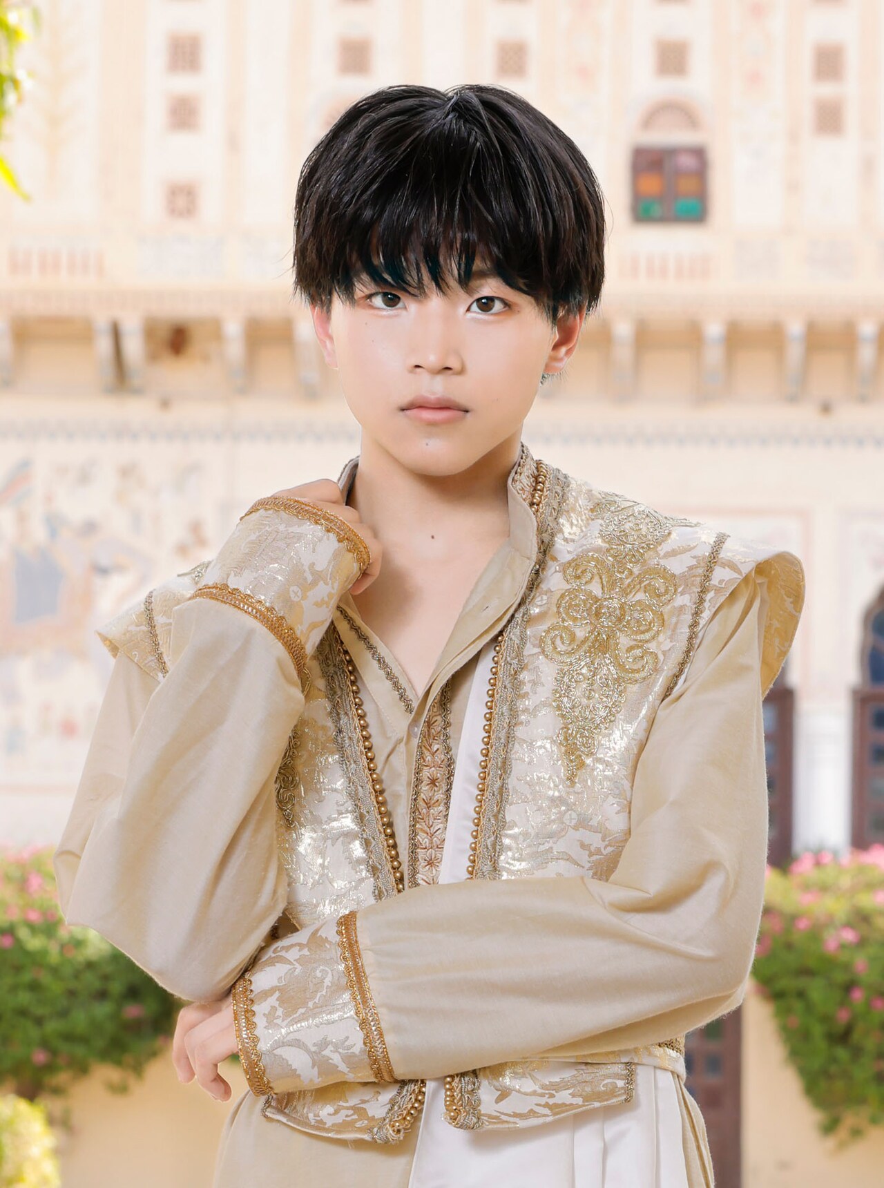 芳賀柊斗 - Lienelが“カレーソング”に本場のスパイス注入
