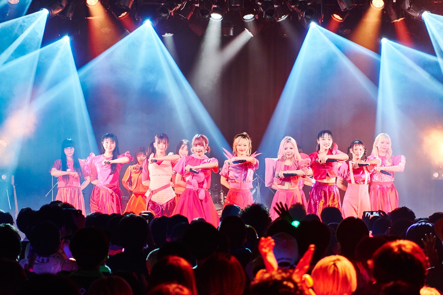 GANG PARADEのライブの様子。（撮影：大橋祐希）