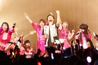 GANG PARADEとTHE イナズマ戦隊のセッションの様子。（撮影：大橋祐希）