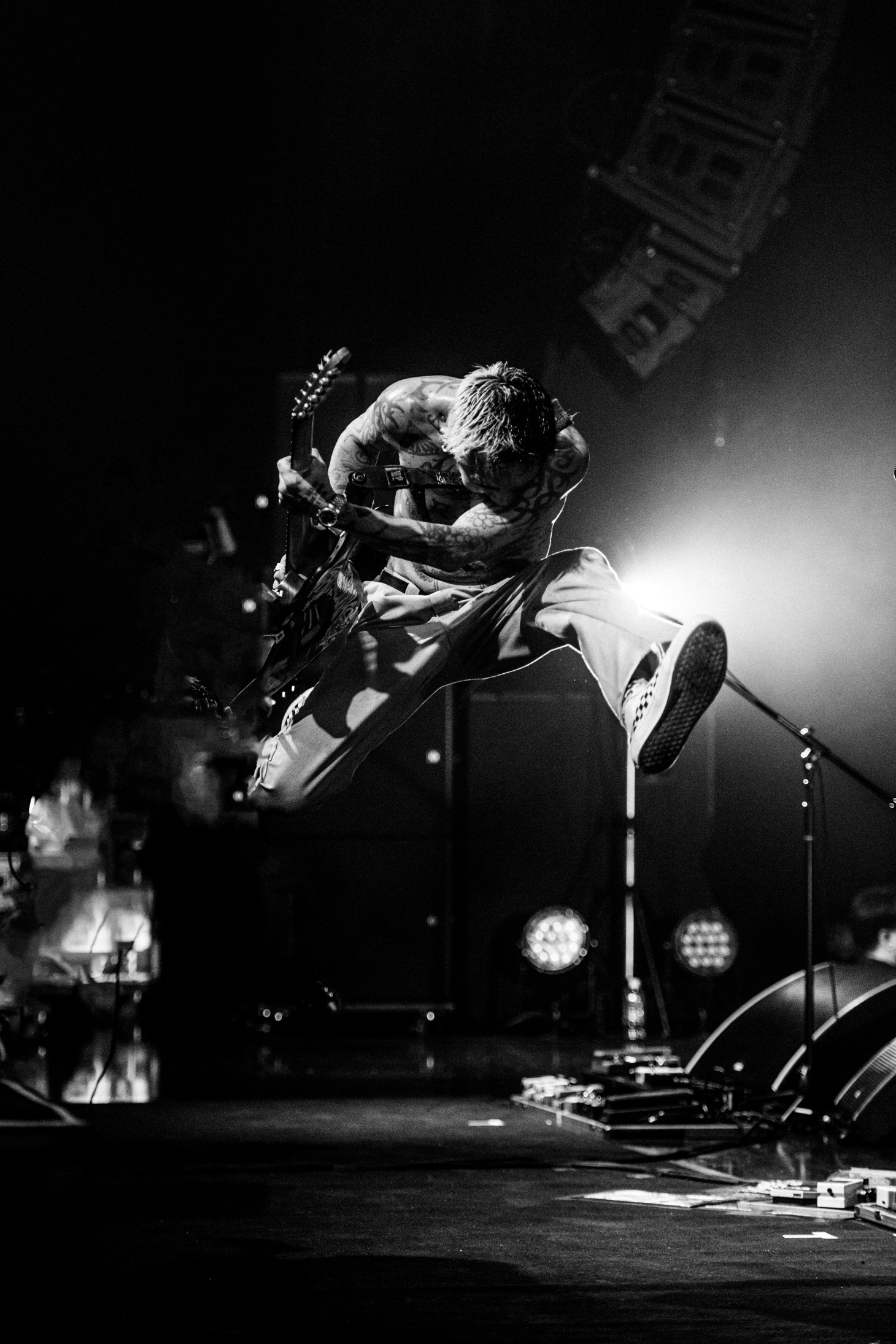 JESSE（Vo, G）（Photo by cherry chill will.）