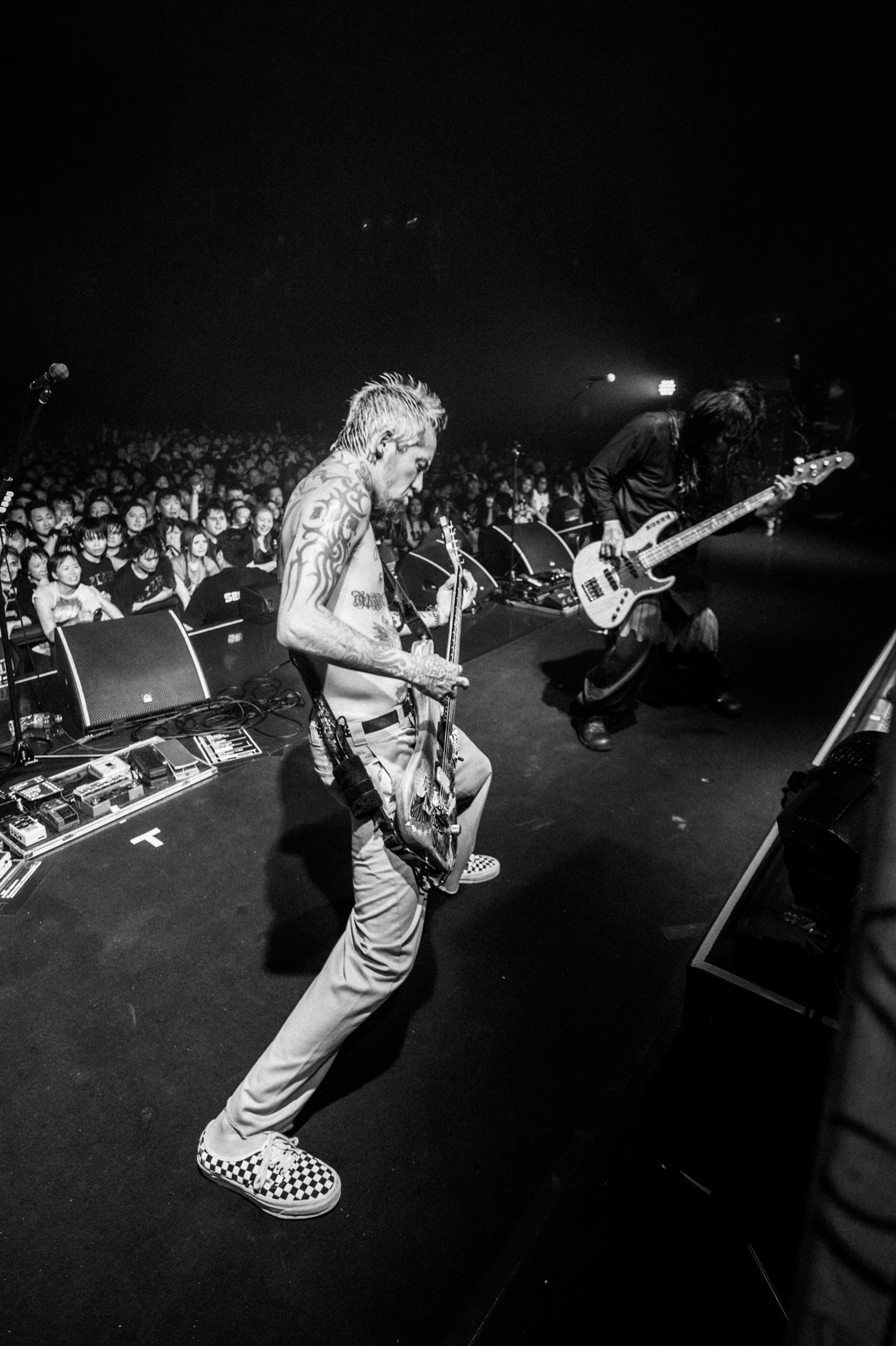 JESSE（Vo, G）、KenKen（B）（Photo by cherry chill will.）。