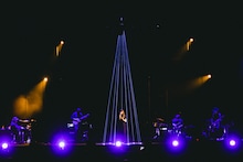 Aimer「Aimer 3 nuits tour 2024」香港公演の様子。