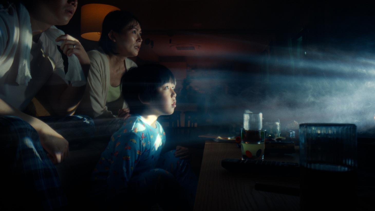 日本生命の新テレビCM「Play, Support.『ぼくらの力』篇」より。