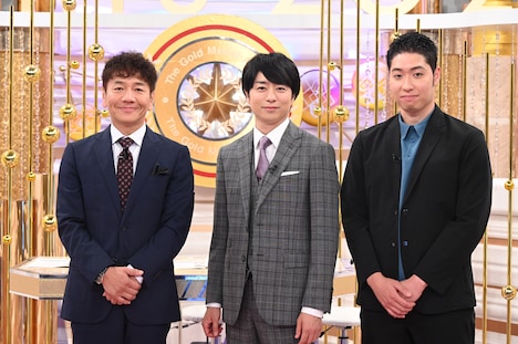 左から上田晋也（くりぃむしちゅー）、櫻井翔、萩野公介。(c)日本テレビ