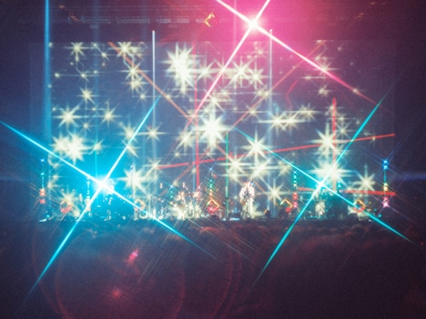 「Cornelius 30th Anniversary Set」東京・東京ガーデンシアター公演の様子。（撮影：濱田英明）