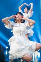 清凪（前）と清さきな（後）。