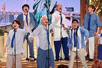 ミリオン再生合唱団 (c)フジテレビ