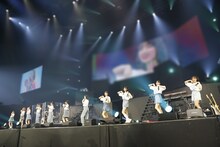 「≠ME 全国ツアー2024『やっと、同じクラス』」神奈川・横浜アリーナ公演の様子。(c)YOANI / KING RECORDS