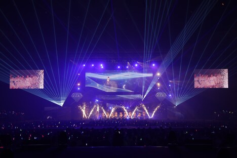 「≠ME 全国ツアー2024『やっと、同じクラス』」神奈川・横浜アリーナ公演の様子。(c)YOANI / KING RECORDS