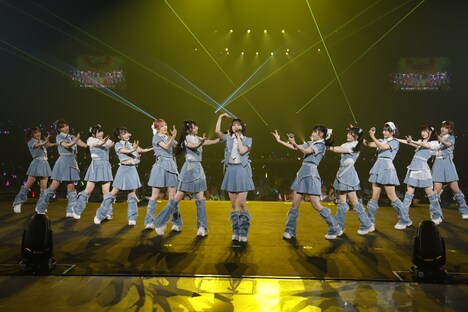 「≠ME 全国ツアー2024『やっと、同じクラス』」神奈川・横浜アリーナ公演の様子。(c)YOANI / KING RECORDS