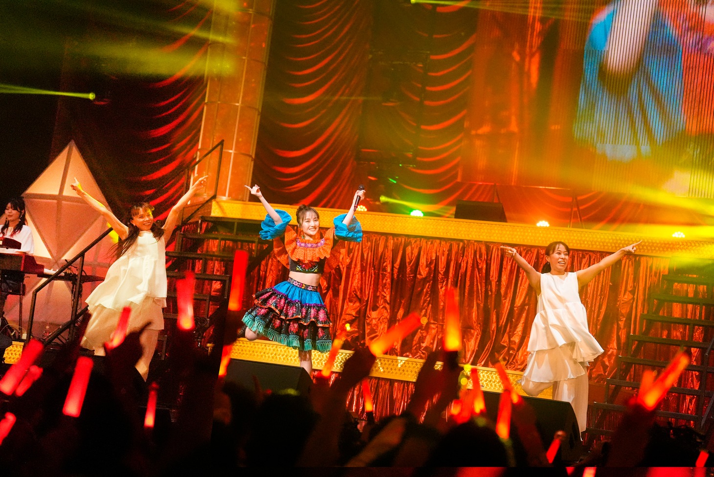 「百田夏菜子 30th BIRTHDAY LIVE」の様子。（撮影：上飯坂一）