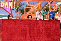 チーム車エビのリアクションゲームの様子。