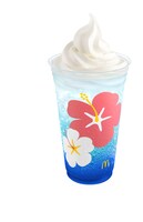 「マックフロート
ブルーハワイ 2024」ビジュアル