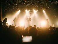 kurayamisaka（撮影：新家菜々子）