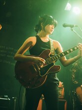 畳野彩加（Vo, G / Homecomings）（撮影：新家菜々子）