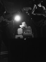 Homecomingsのステージの様子。（撮影：新家菜々子）