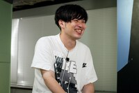 MCの遠山大輔（グランジ）。