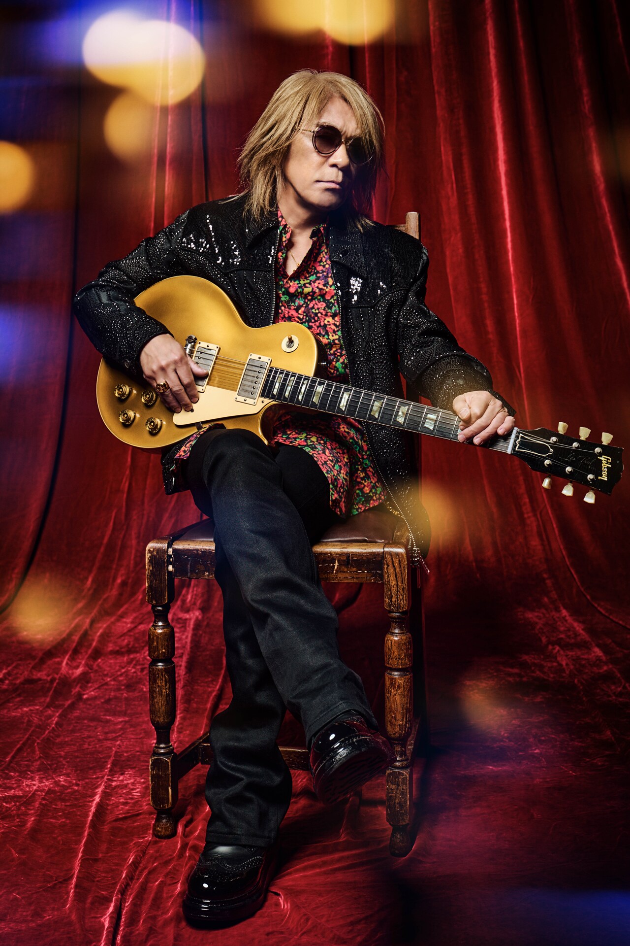 美川憲一がB'z・松本孝弘＆GLAY・TAKUROとコラボ、60周年記念シングル