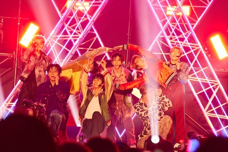 超特急（撮影：山内洋枝）