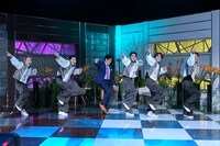 林修とTHE JET BOY BANGERZ。(c)MBS