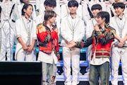 左から井上瑞稀、橋本涼(HiHi Jets)。