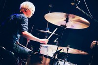 MARCY（Dr）（撮影：山川哲矢）