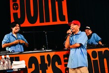 STUTSとスチャダラパー。（Photo by Teppei Kishida）