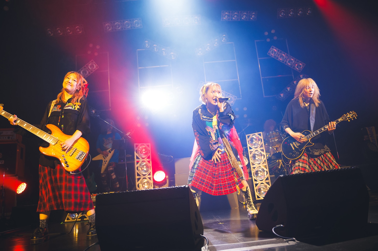 「LAWSON presents 夏川椎菜 Revenge Live "re-2nd”」東京・Zepp Shinjuku（TOKYO）の様子。（撮影：江藤はんな［SHERPA+］）