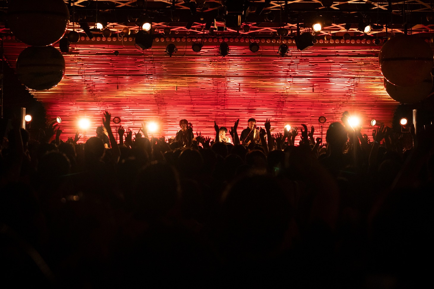 渋谷すばるのライブの様子。（撮影：西村彩子）
